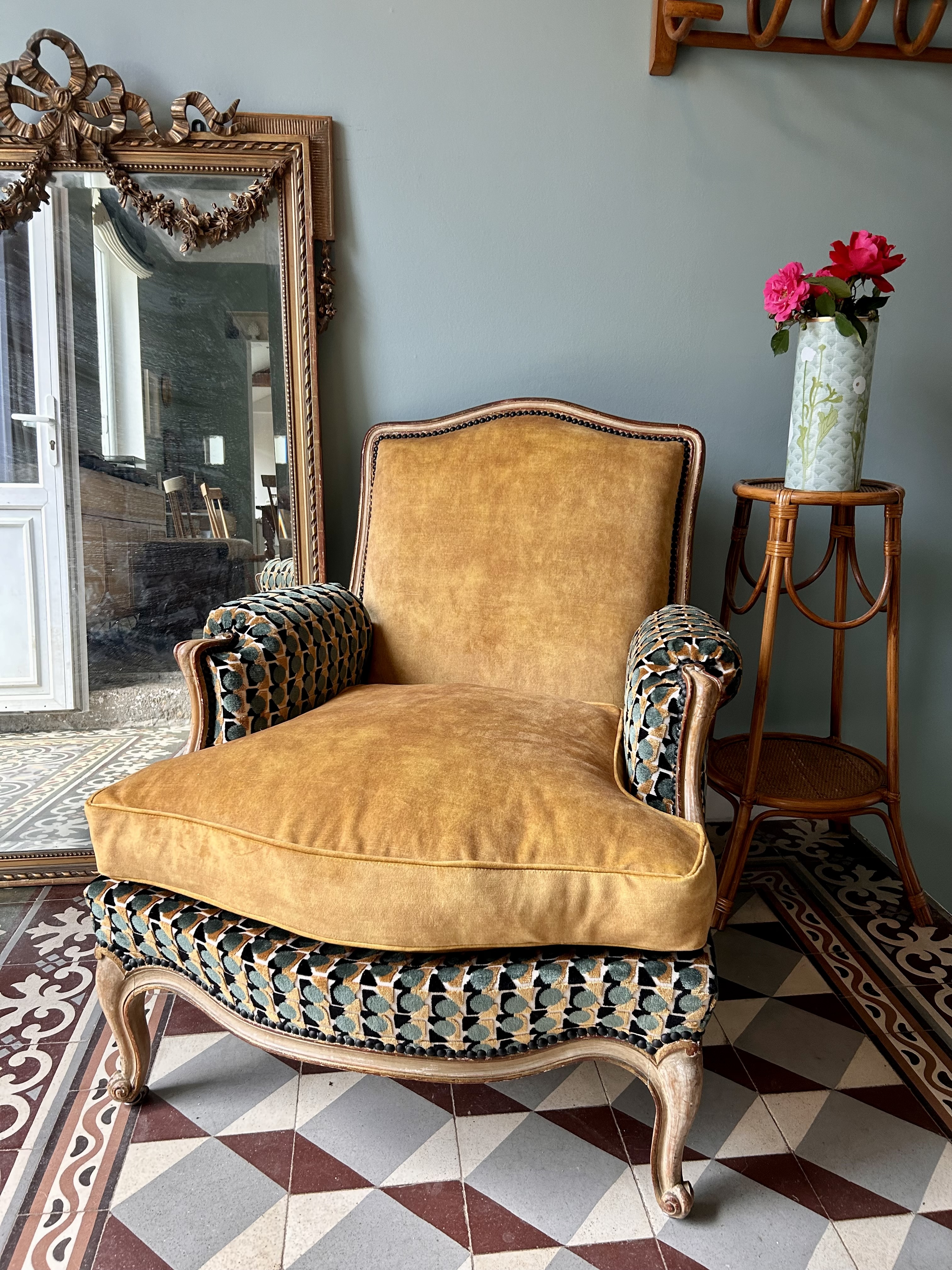 bergere-louis-xv-restauree